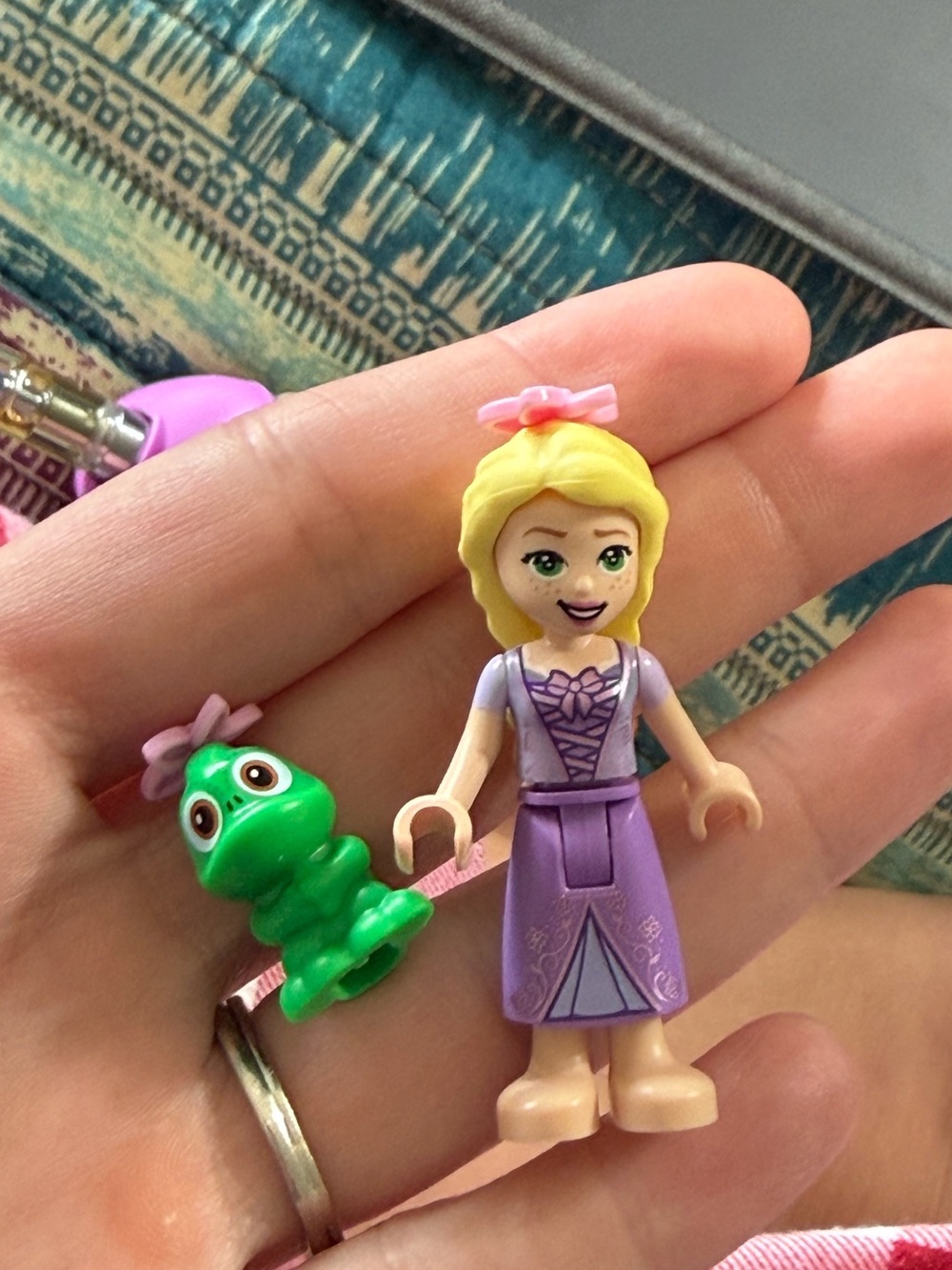 Lego Disney Rapunzel & Pascal Characters